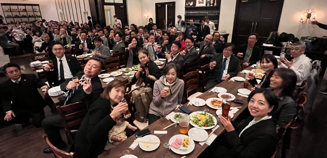 懇親会の様子